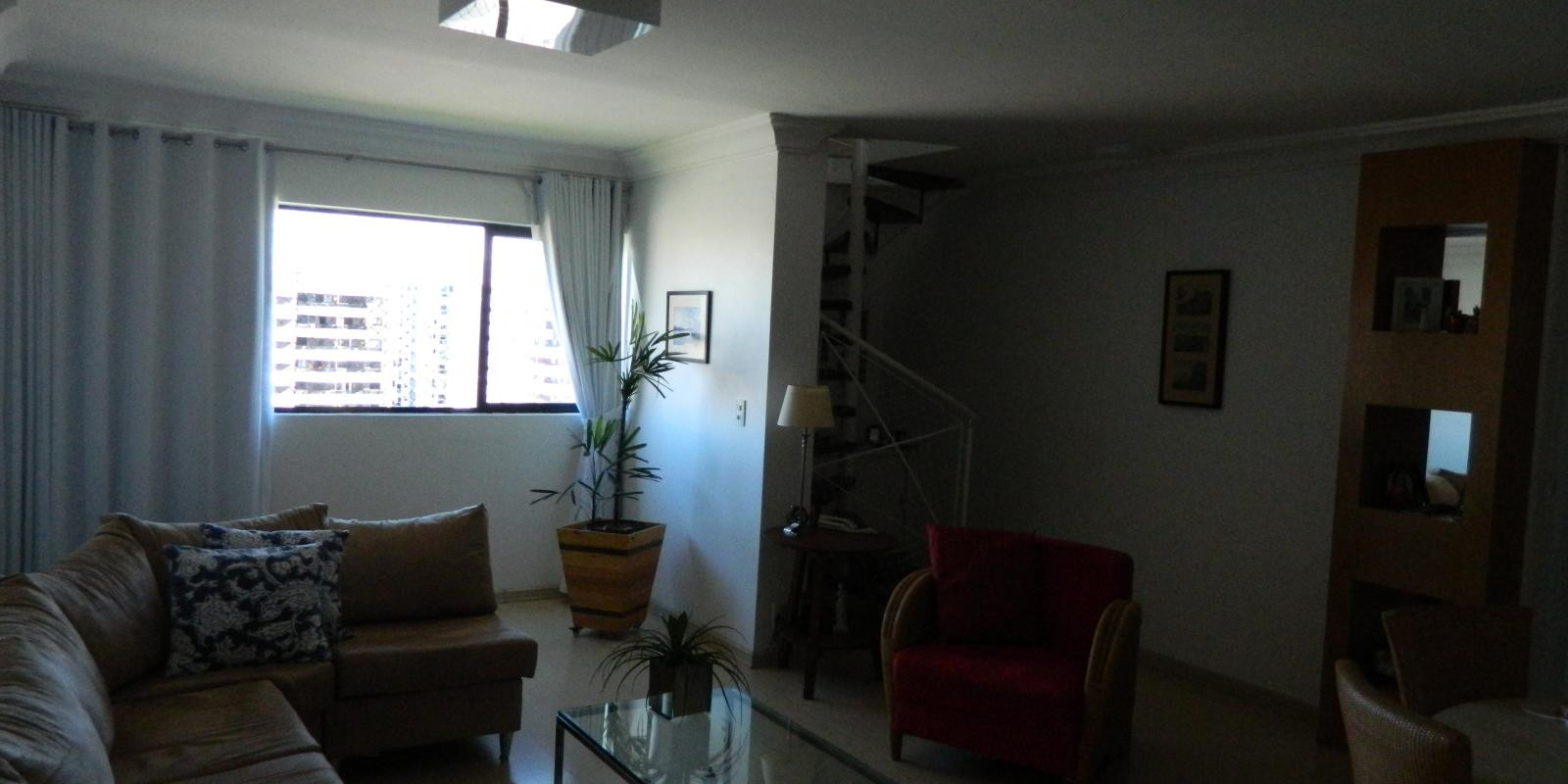 Apartamento Duplex com 156 m² na Ponta Verde 