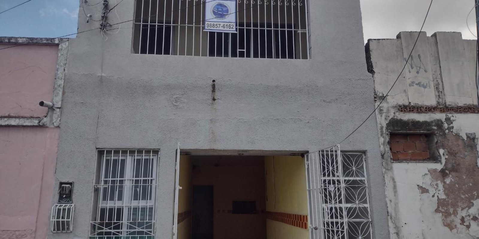 CASA RESIDENCIAL E COMERCIAL NA PONTA GROSSA